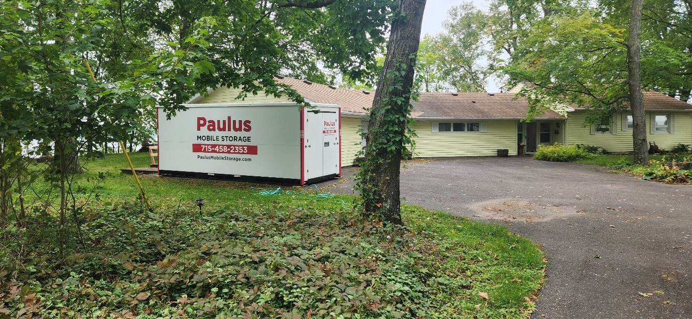 mobile self-storage containers